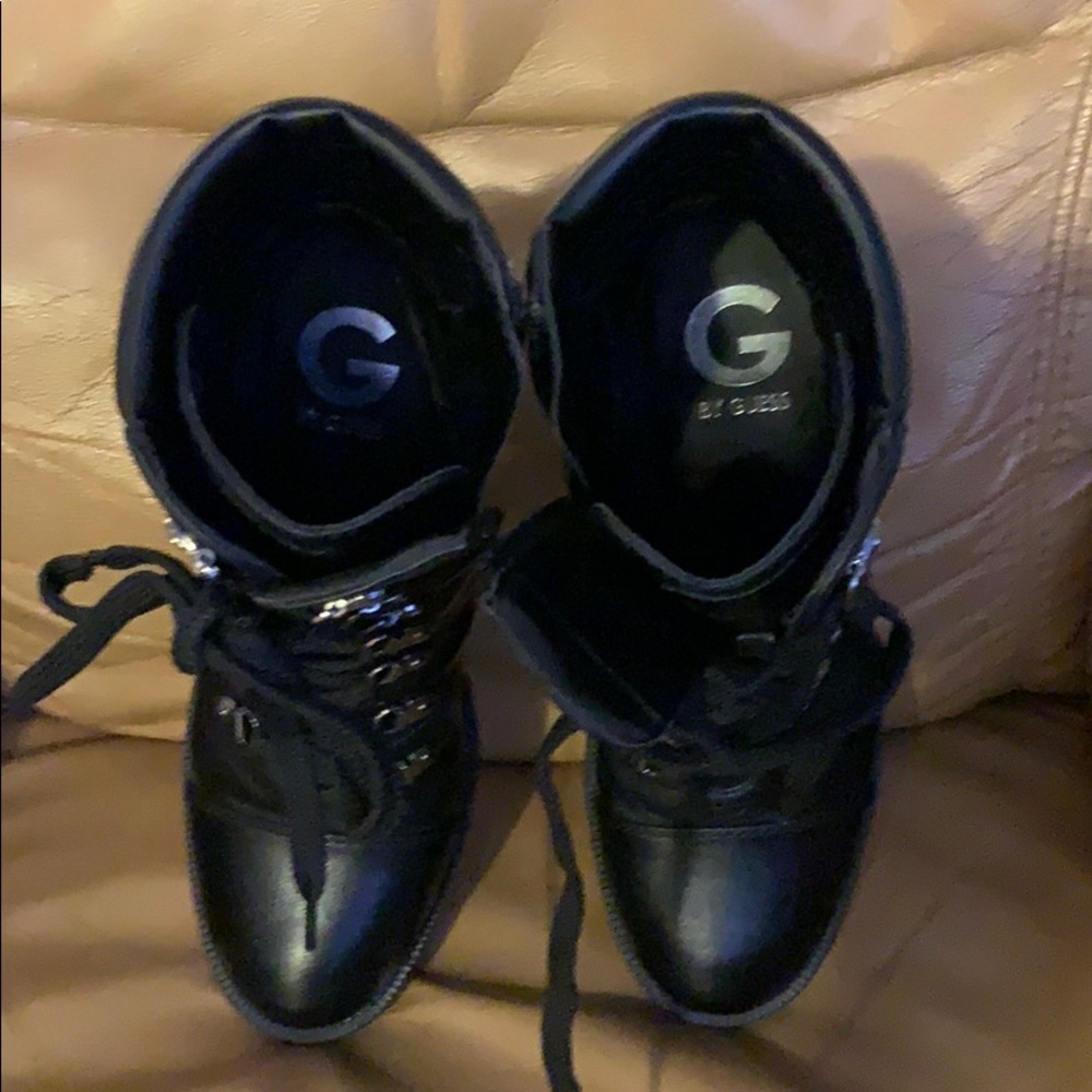 GUESS BOOTS - Picture 2 of 5